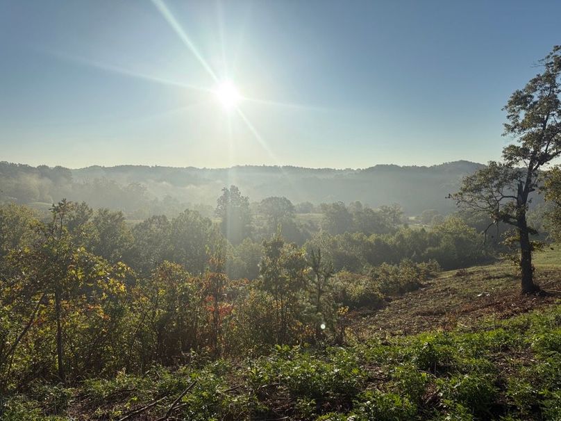 013 Expansive panoramic views stretch across the surrounding countryside.