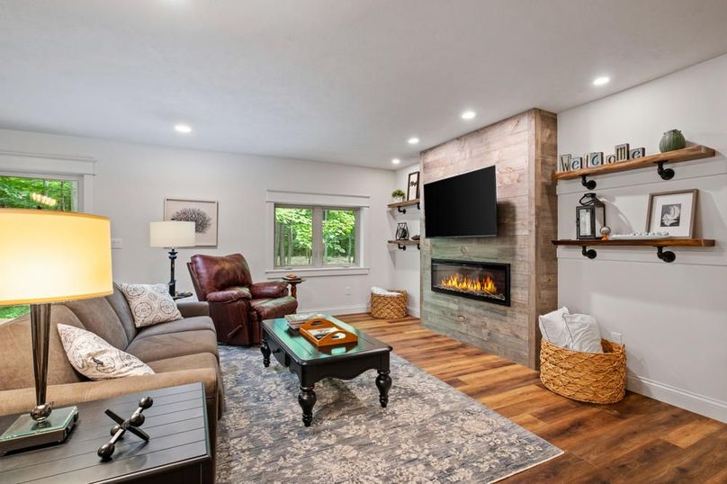 76 Guest House Living Area 2