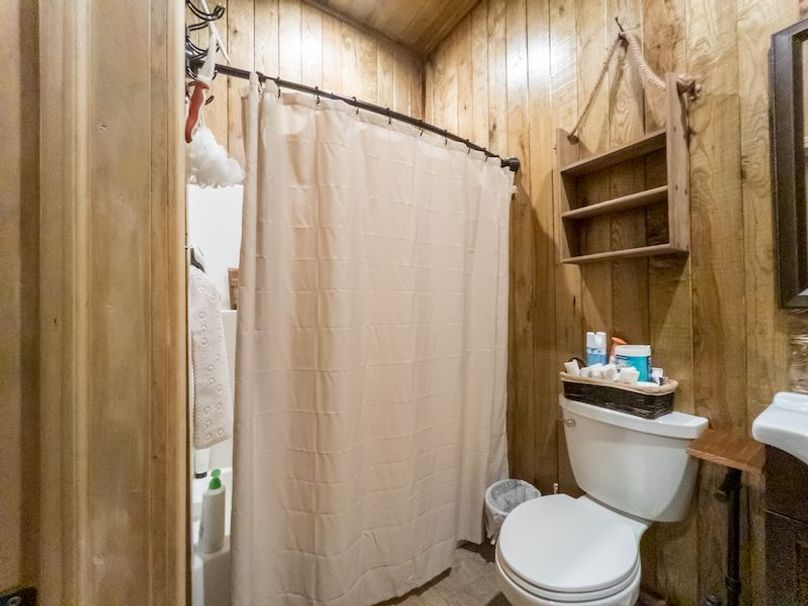 Claiborne Co-314-Fernandez-57