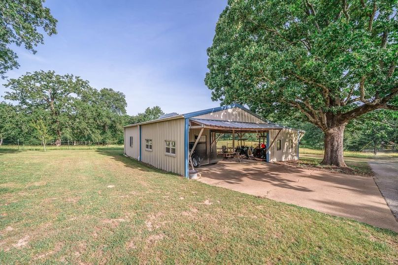 44 8124 Locust Rd Gilmer TX-59