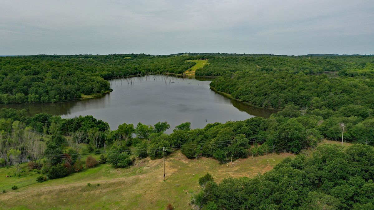 Sandy Creek Lake recreational property North side Whitetail Properties
