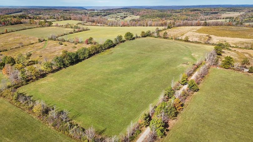 DJI_20251017124000_0685_D