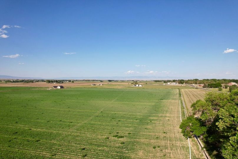 F60C11AB-6BC8-458A-B16E-5F5E60548BC4_1_201_a