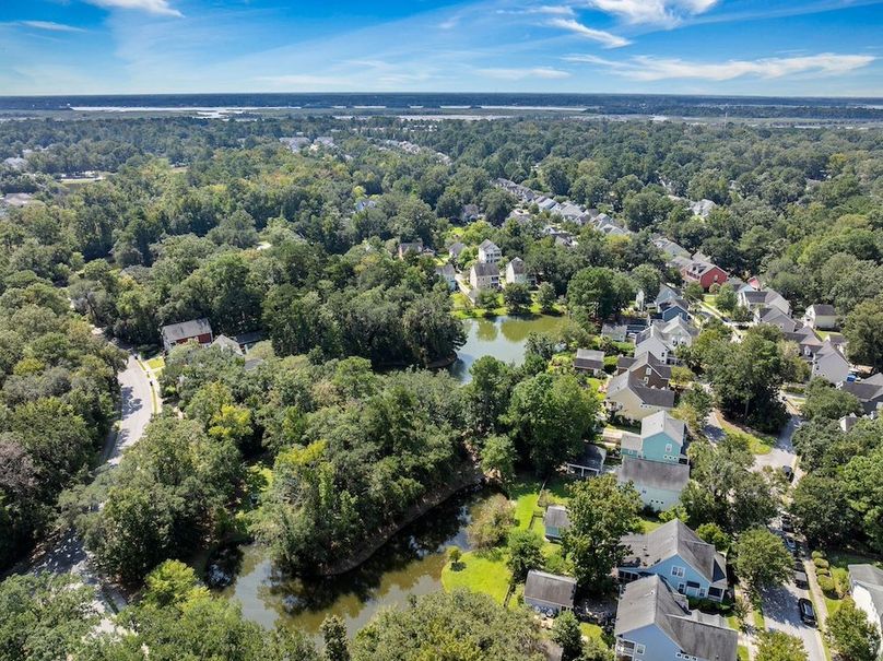 55-web-or-mls-Barclay Media Co_-55