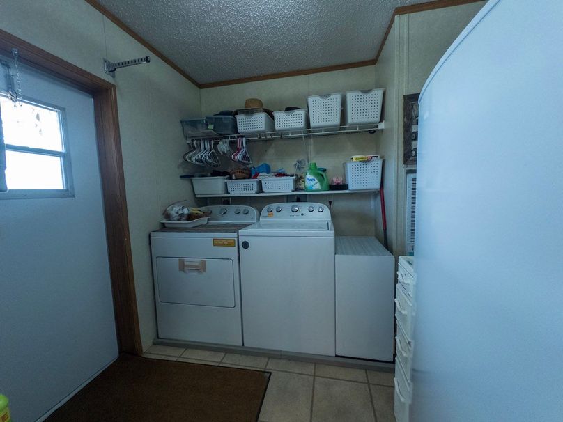 10a-APC_0137-hdr