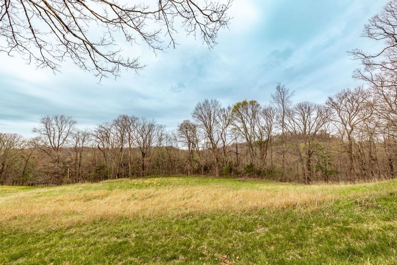 23-web-or-mls-Wolf Hill-1